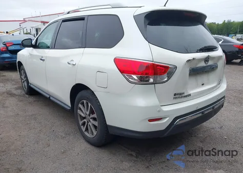 2015 Nissan Pathfinder Platinum/S/Sl/Sv z USA, uszkodzony, nr VIN 5N1AR2MM8FC622450